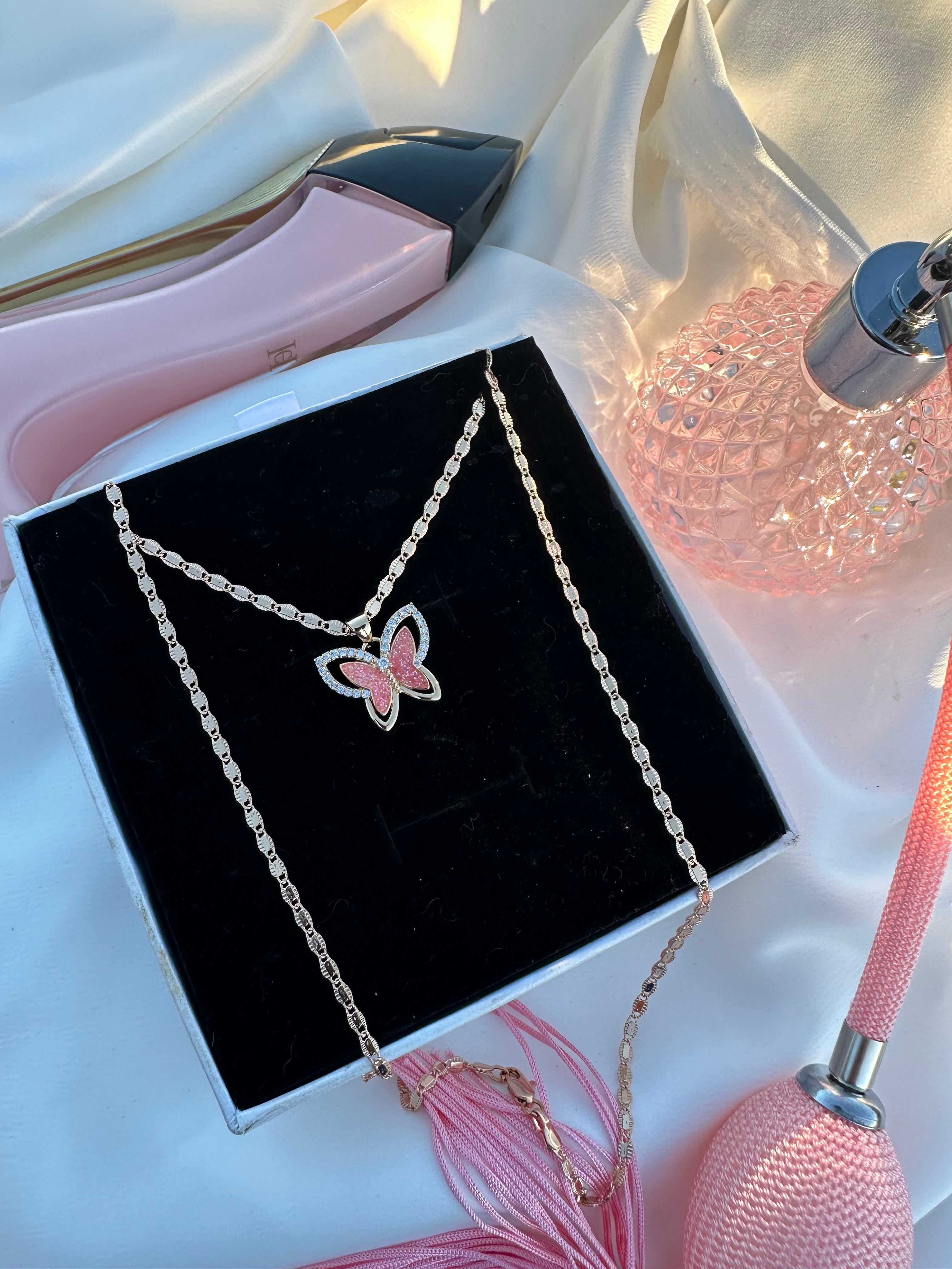 Mariposa Tracionera Necklace