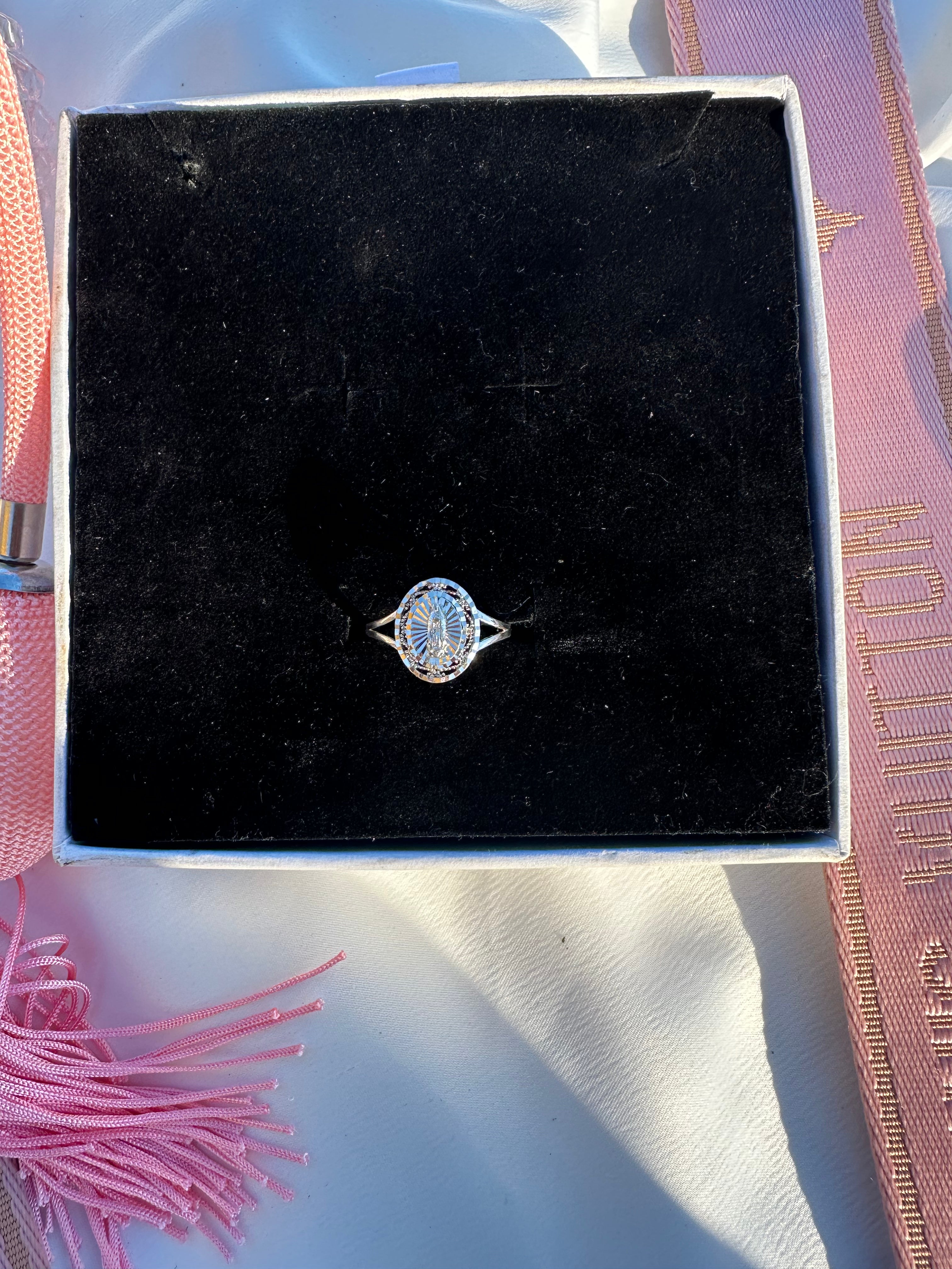 Sterling Silver Oval Virgin Mary Ring: Size 7