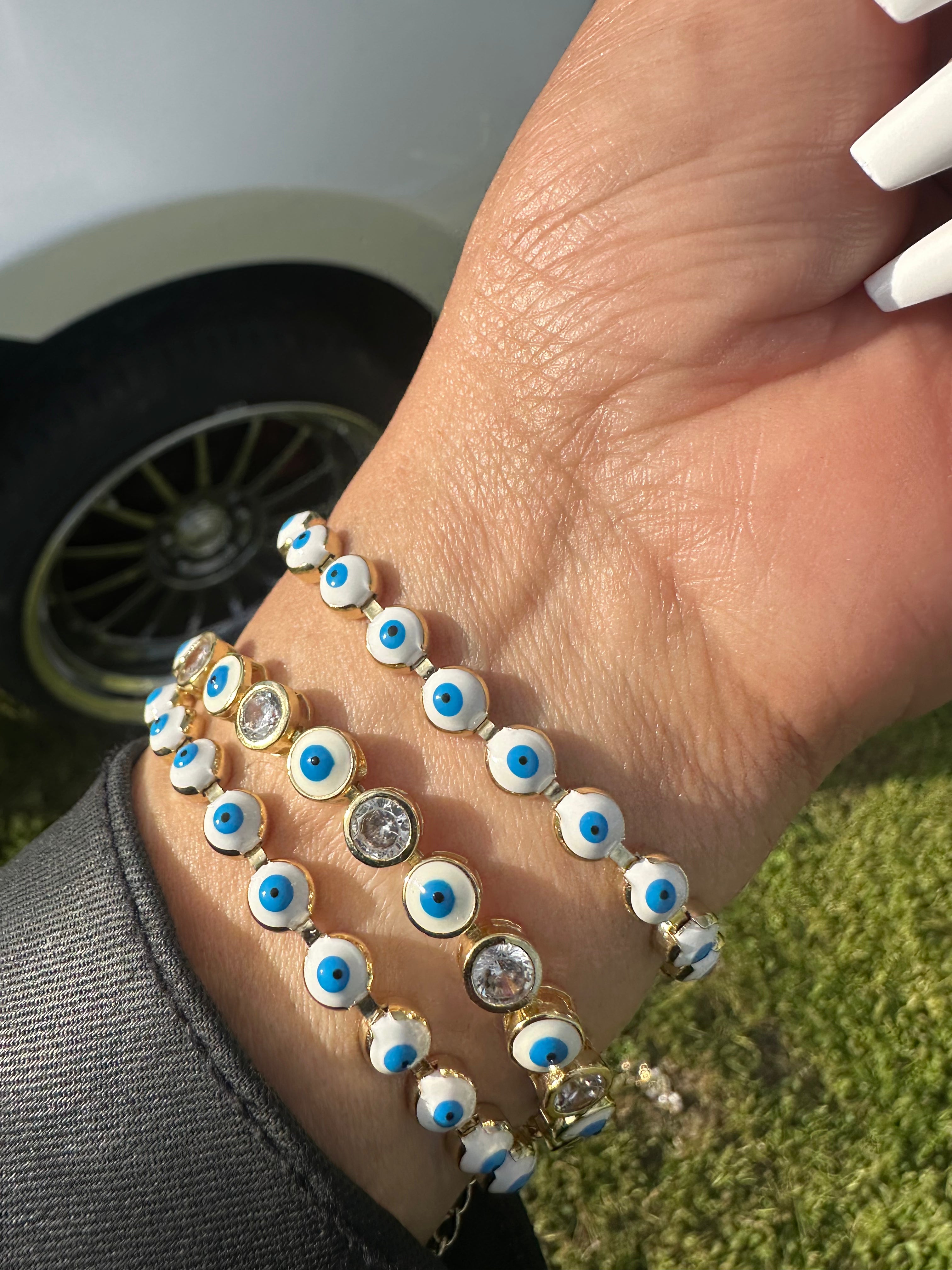White Evil Eye Bracelet - Purity & Clarity