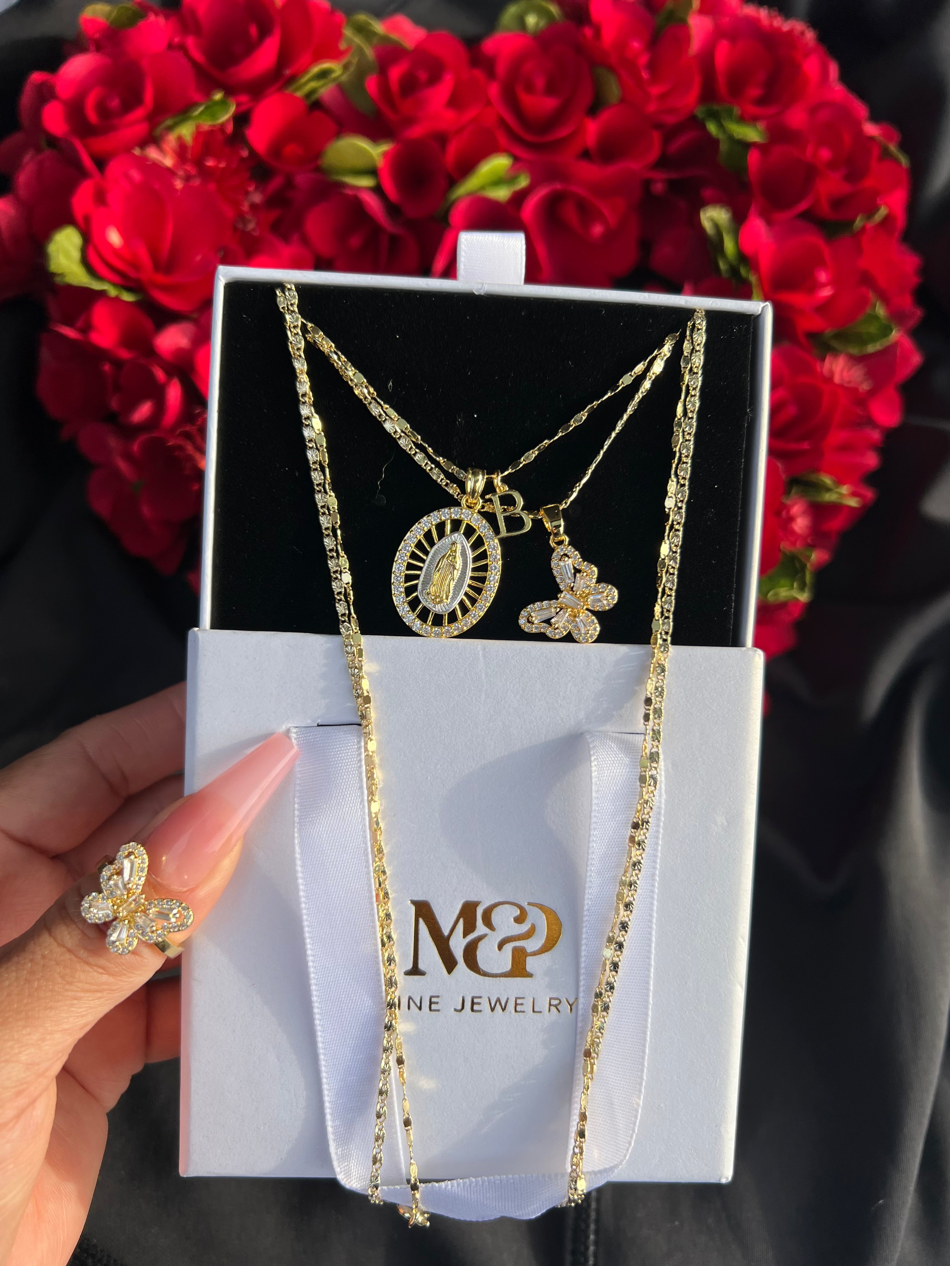 Initial VM'ore Necklace Set