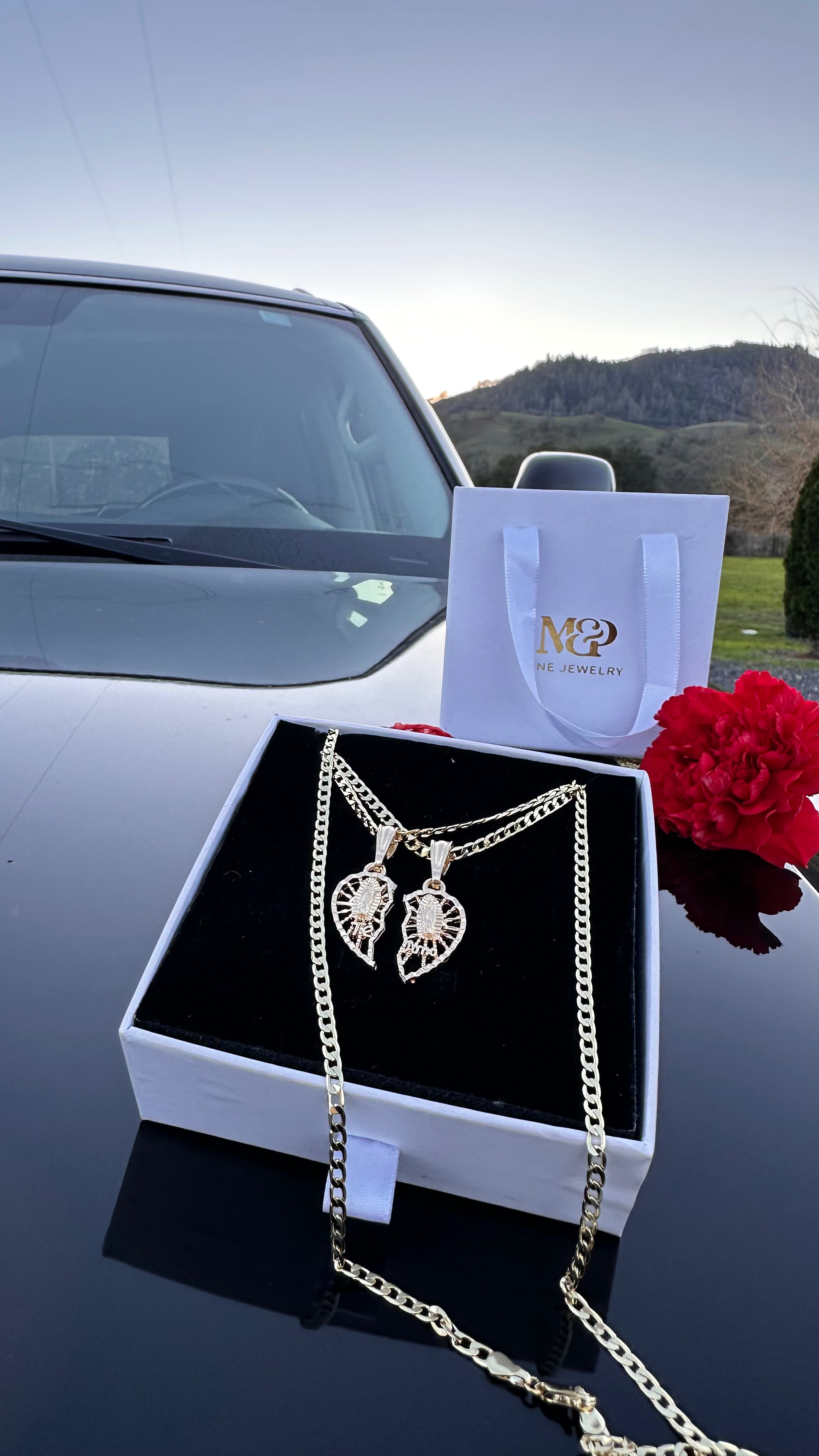 Te Amo Couple Heart Necklaces