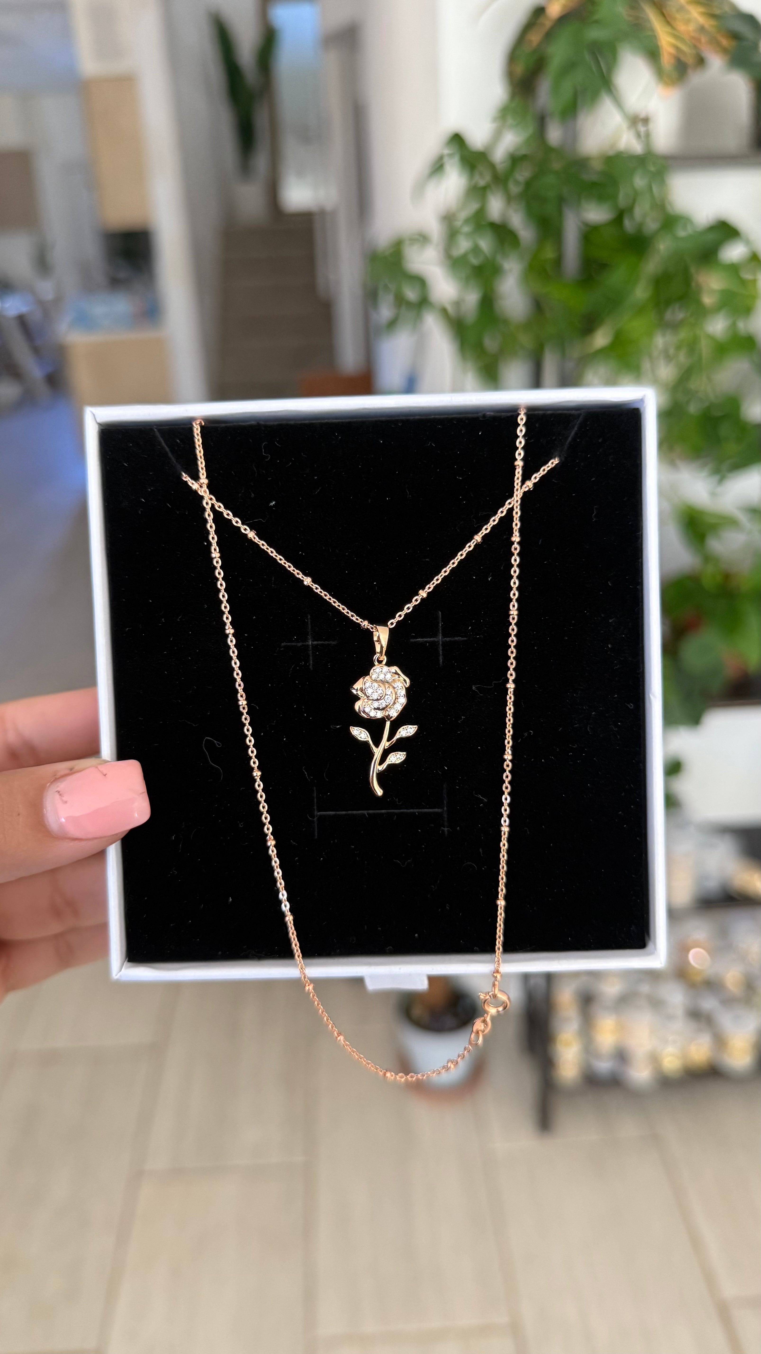 Rose Necklace