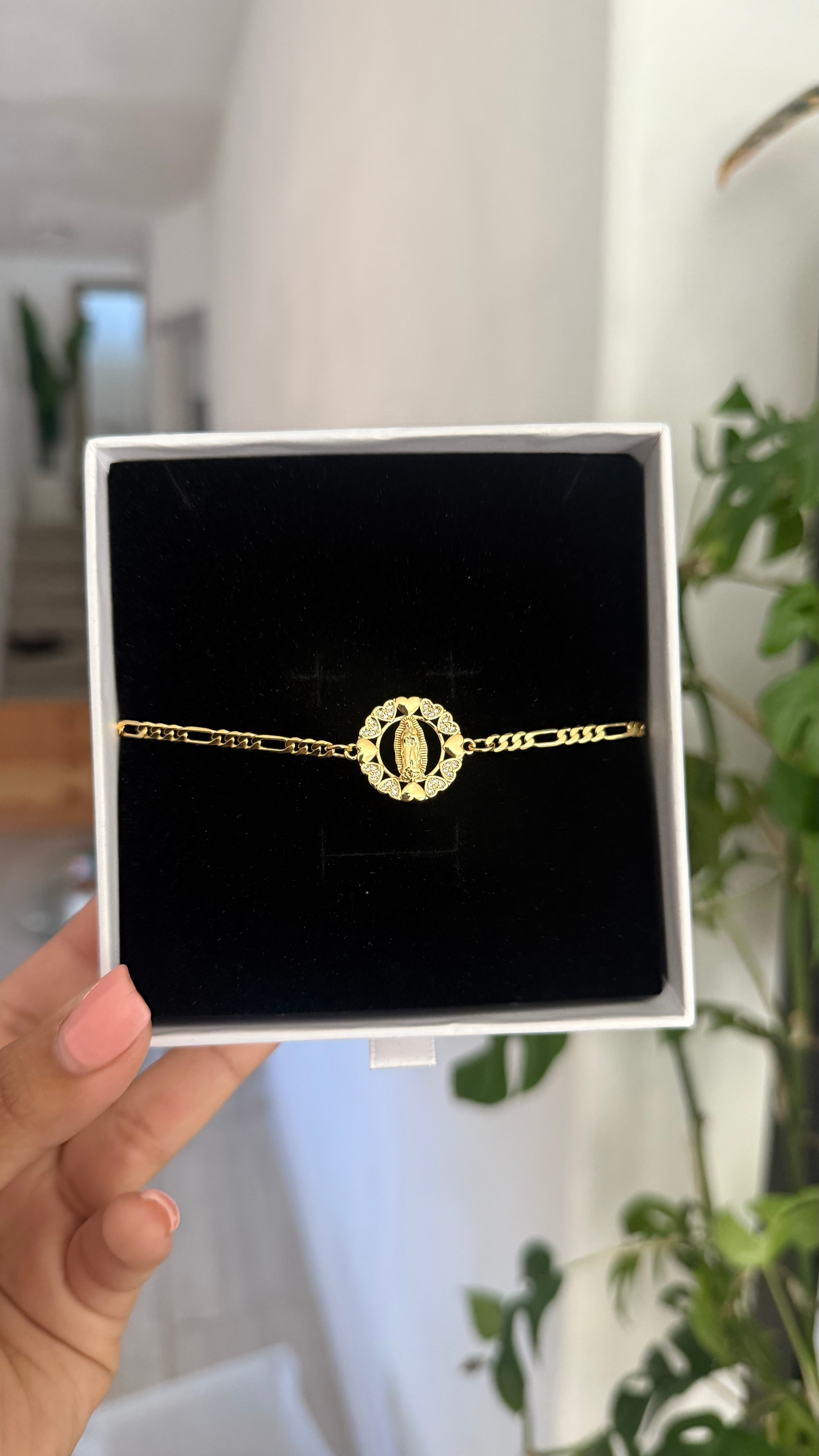 Virgen de Guadalupe Corazon Bracelet