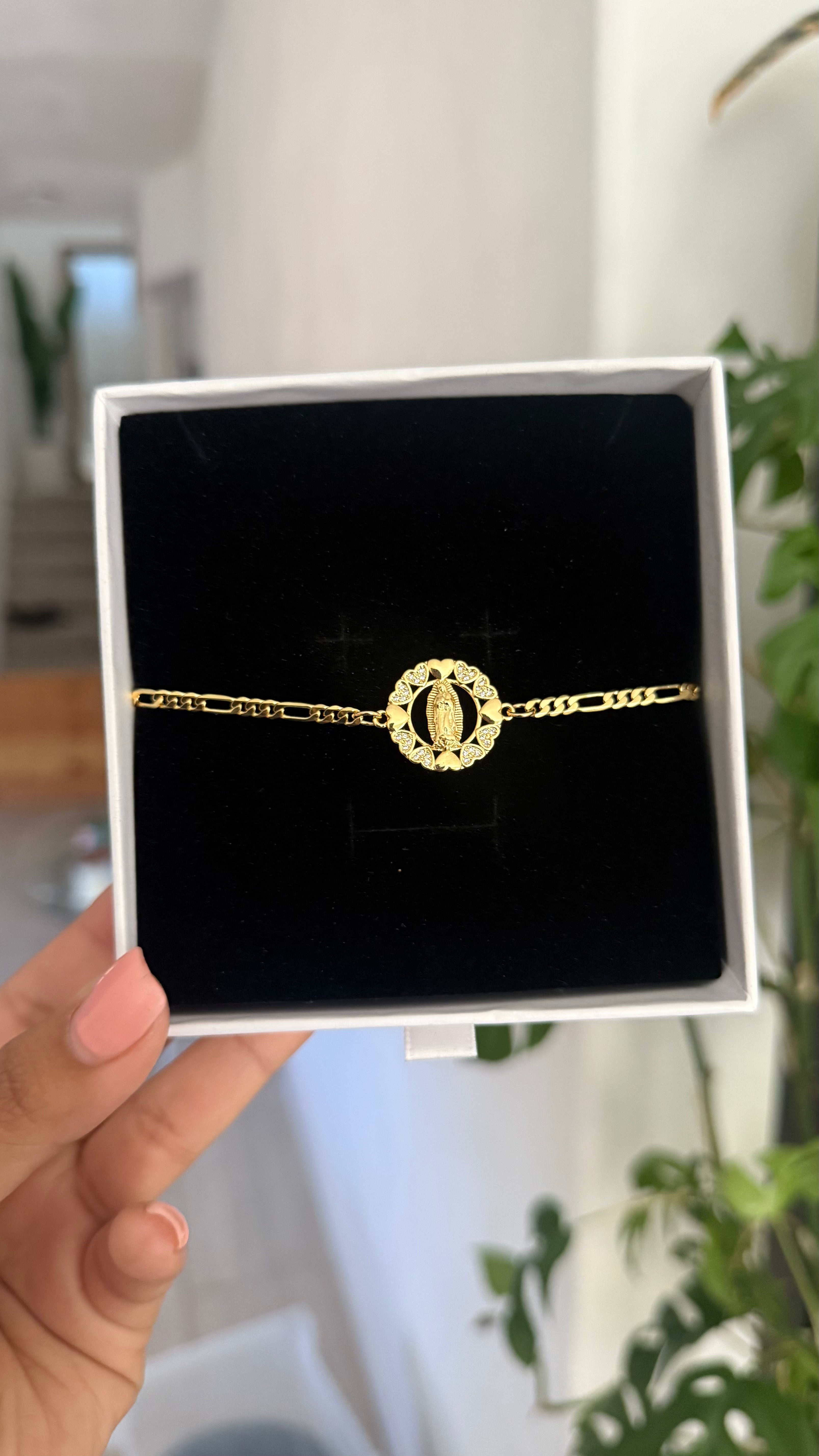 Virgen de Guadalupe Corazon Bracelet