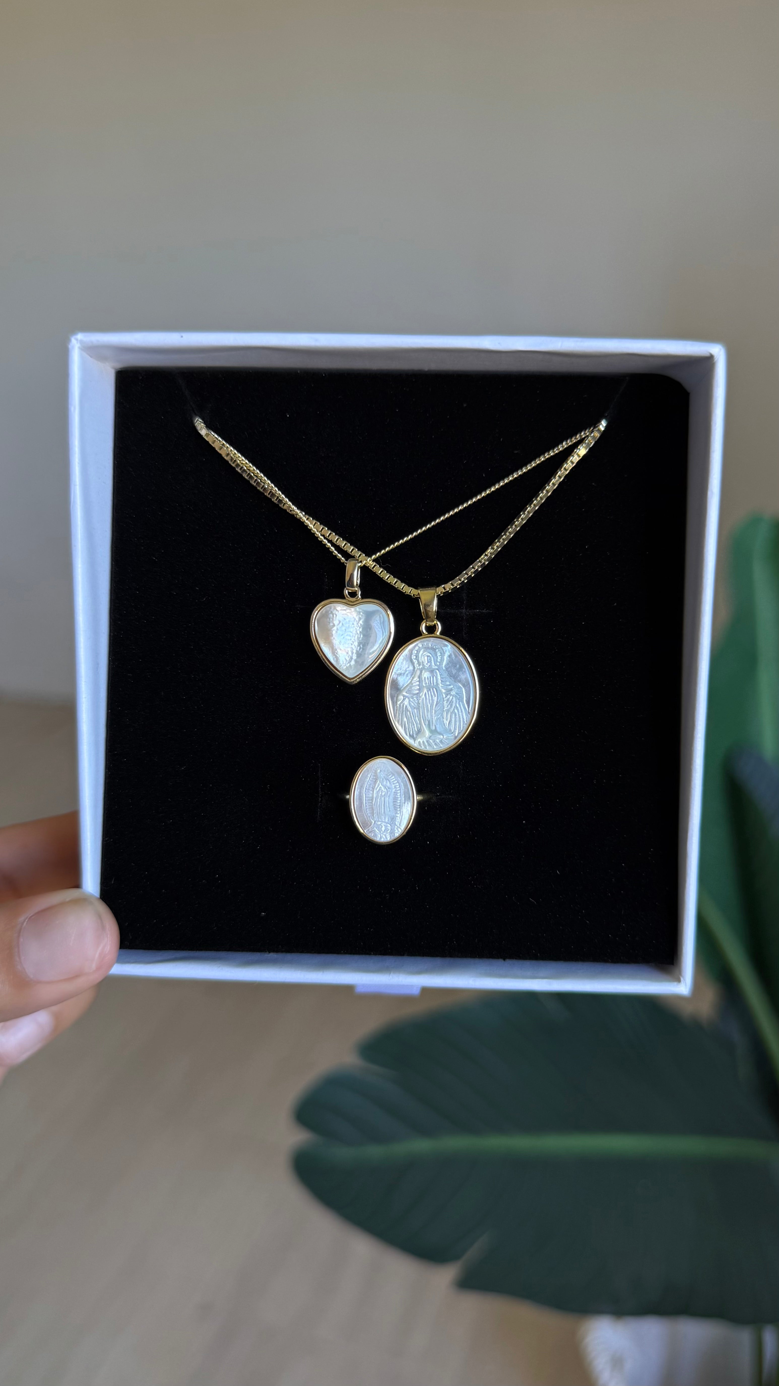 Divine Grace VM Necklace Set