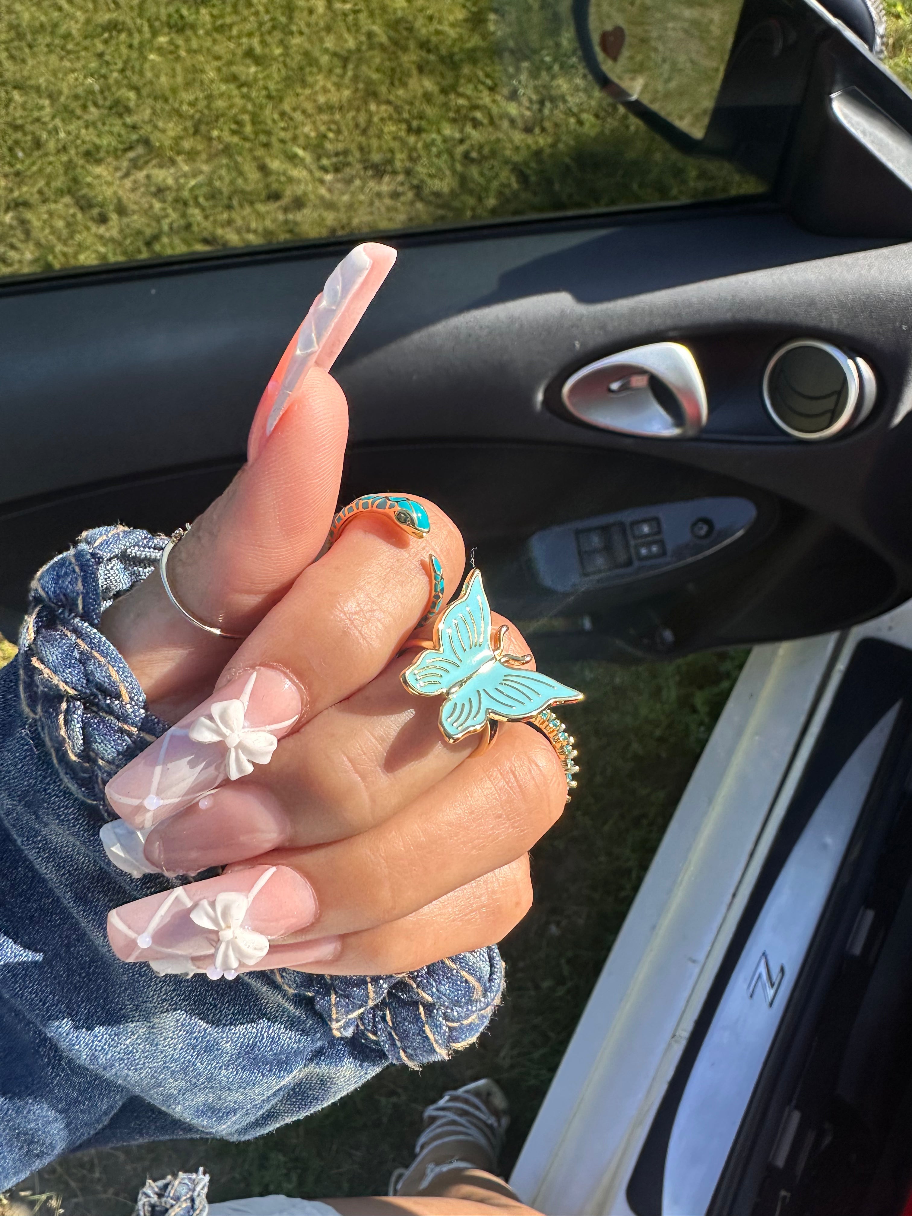 Butterfly & Co. Ring