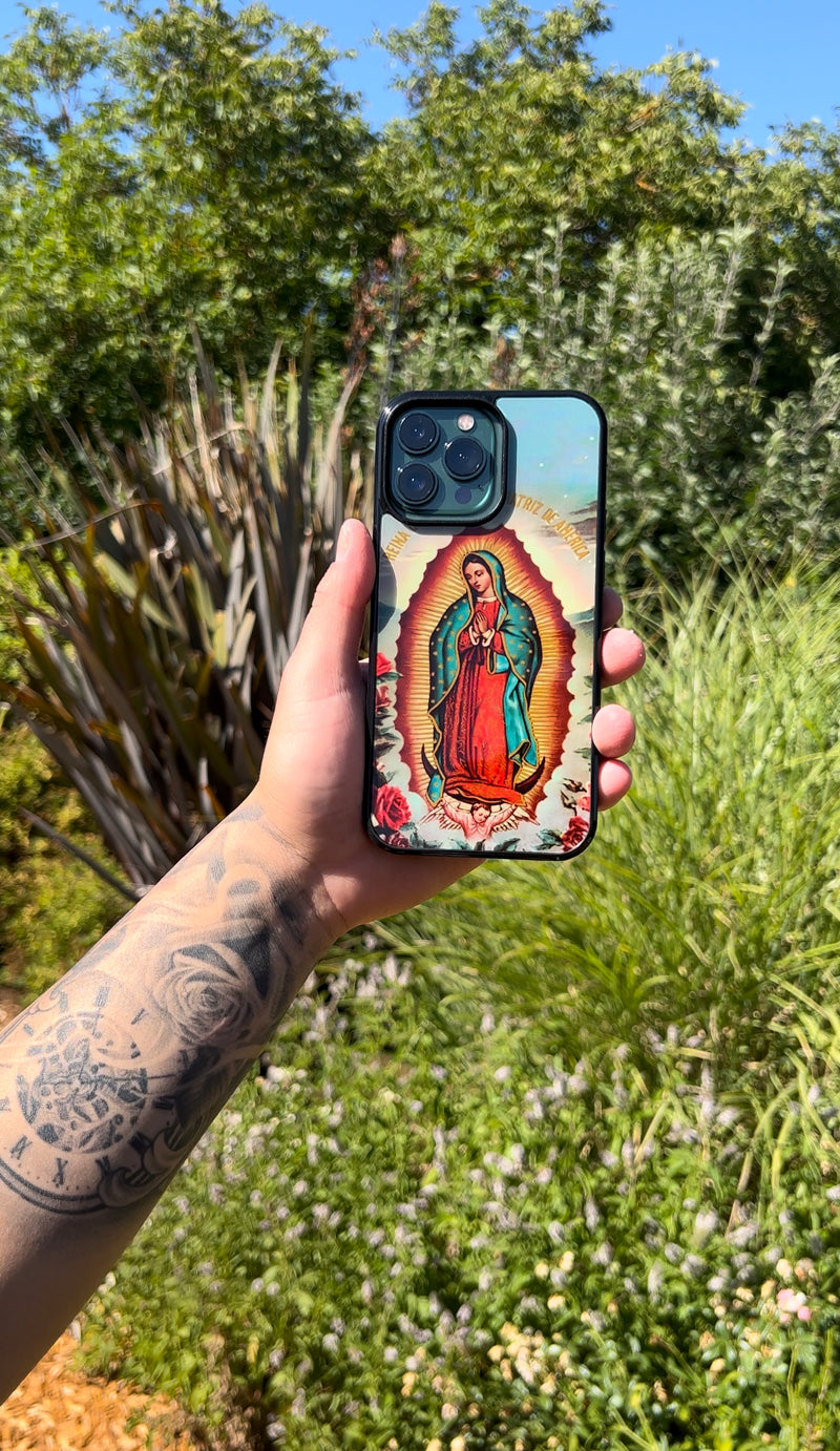 Caja del teléfono Virgencita roja