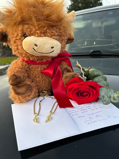 Vaquita con Cadenas de Te Amo