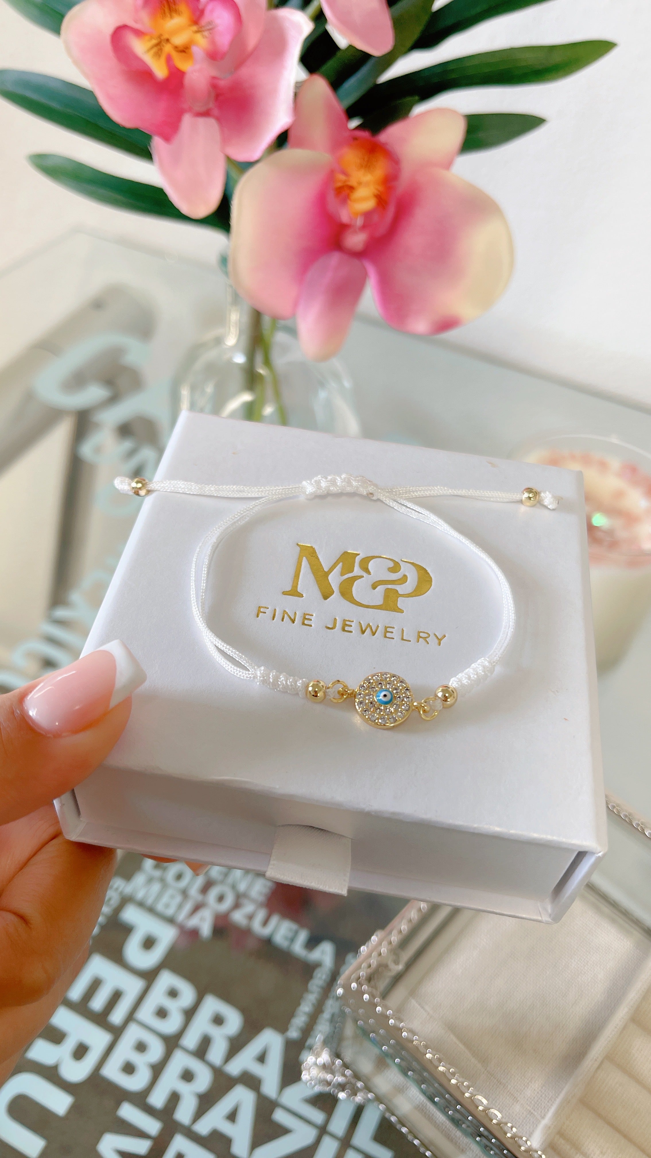 Pulsera mal de ojo blanca