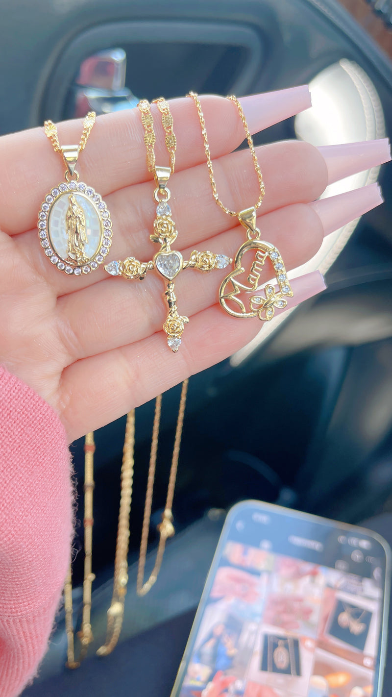 Mama Heart Cross Necklace Set