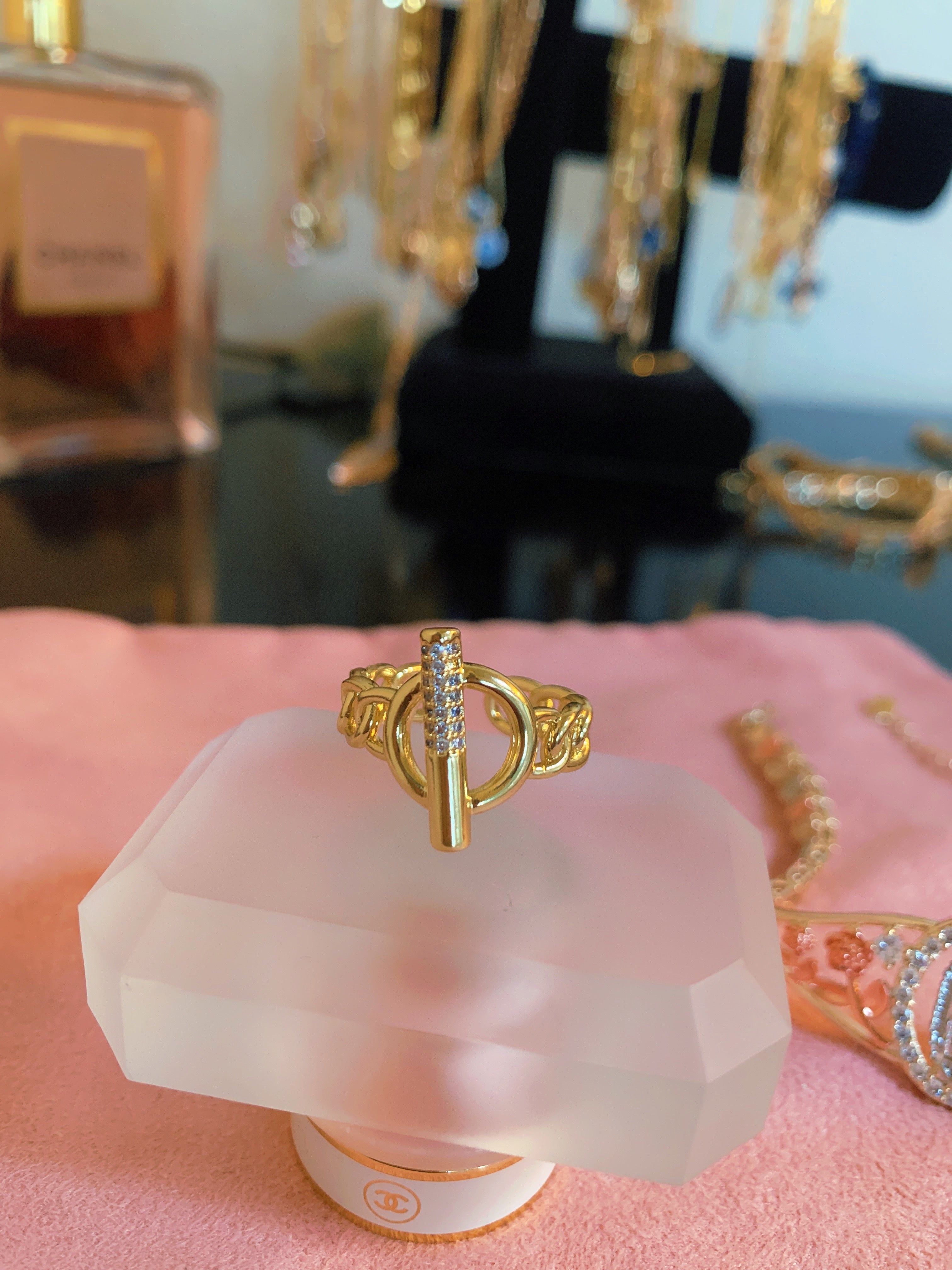 Circle Chain Ring
