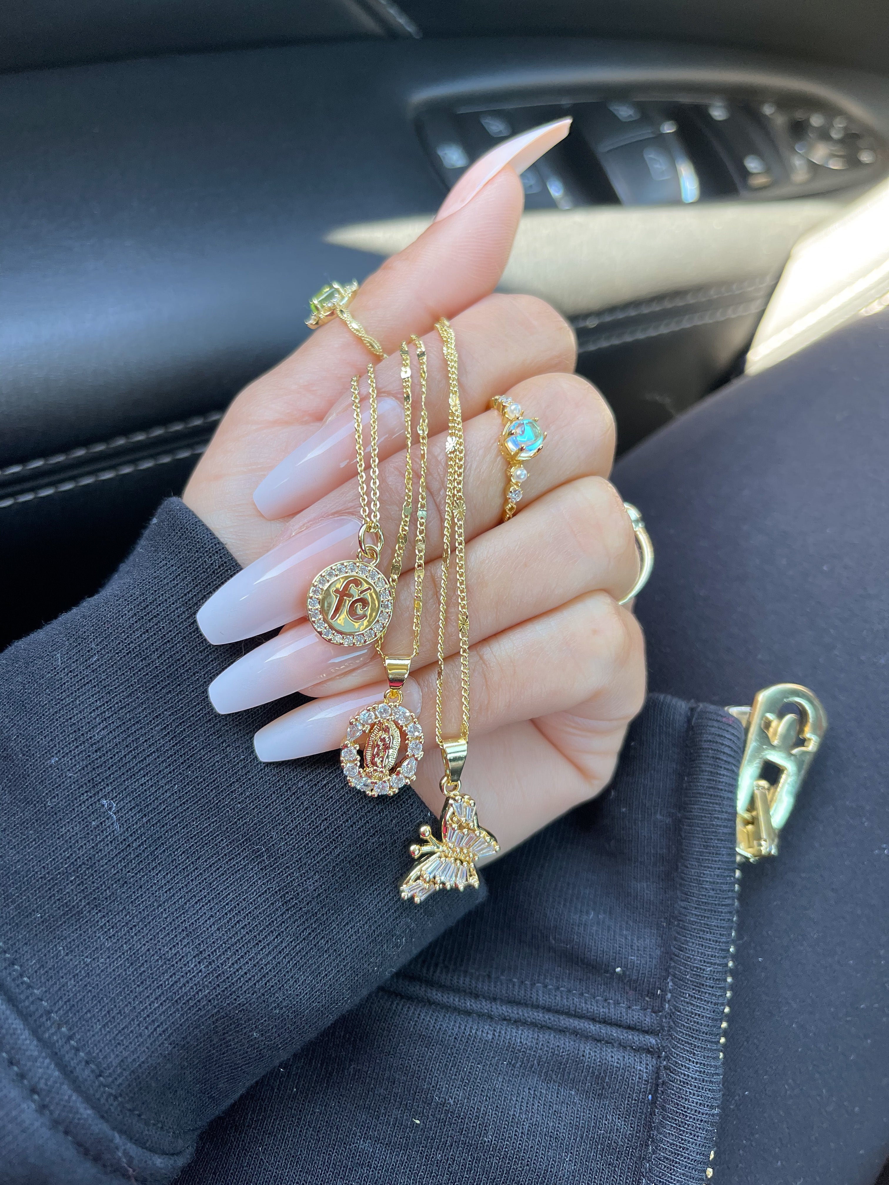 Gold Fé Necklace