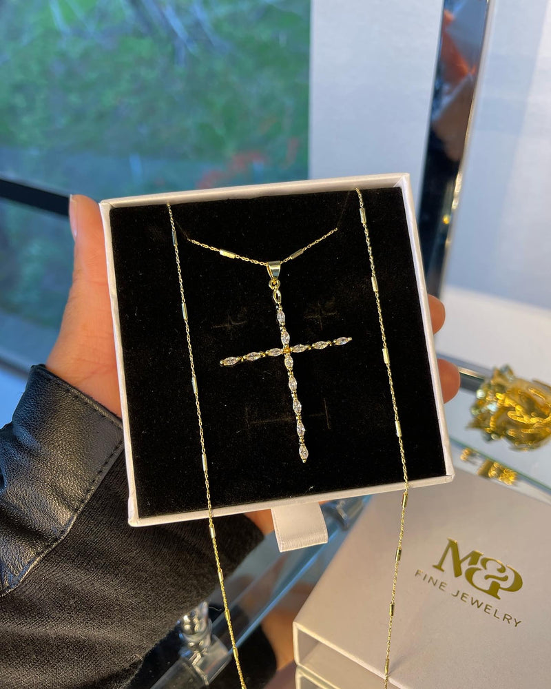 Dainty Cross Necklace