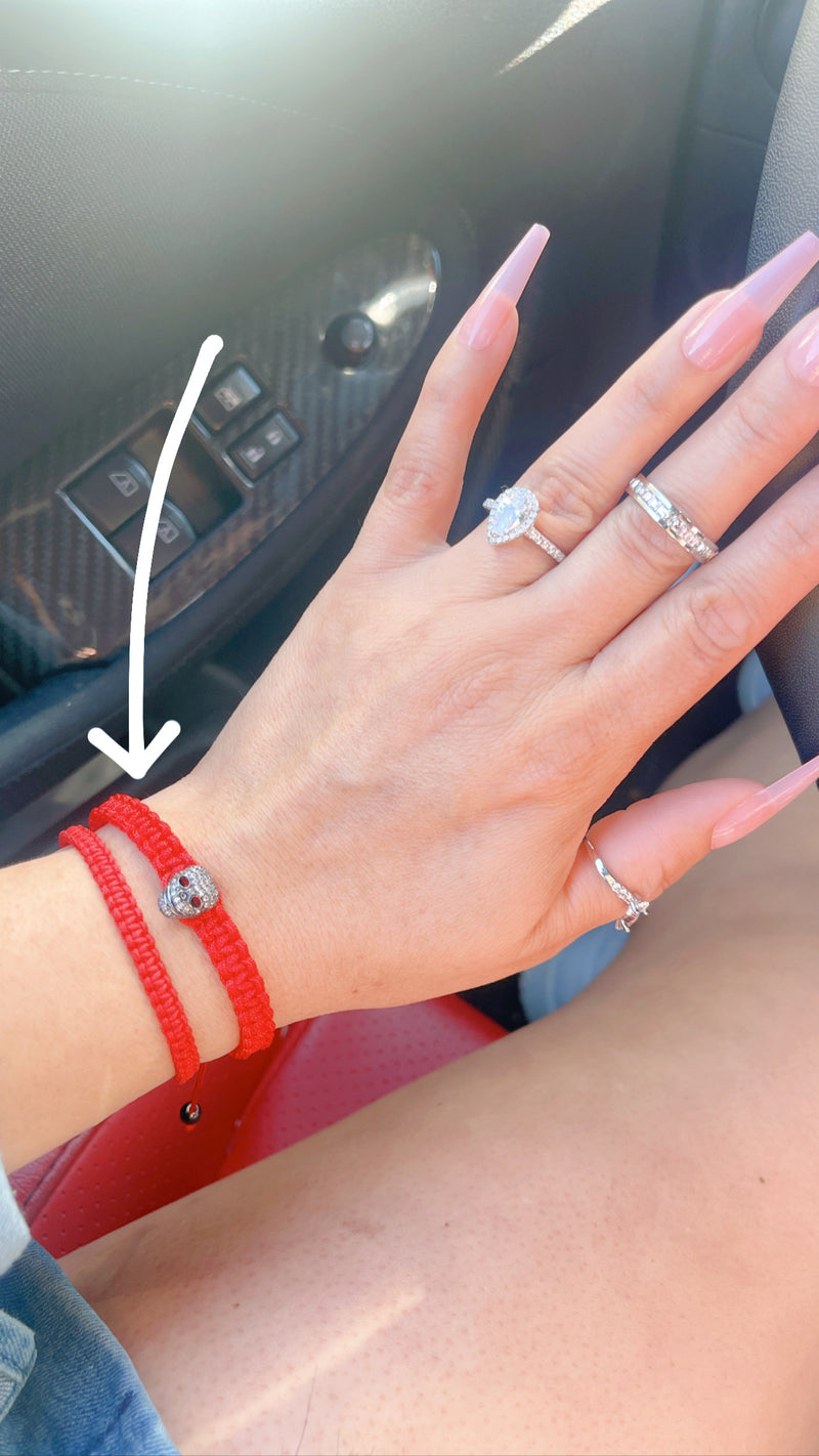 Pulsera de calavera inmortal roja