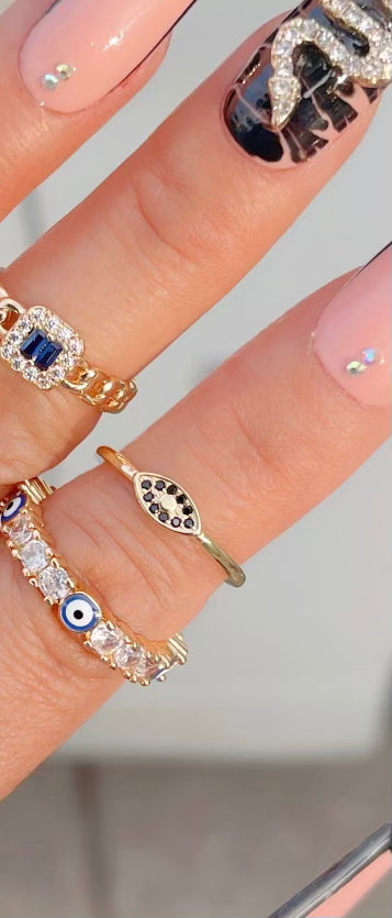 Anillo Mini Mal de Ojo Negro