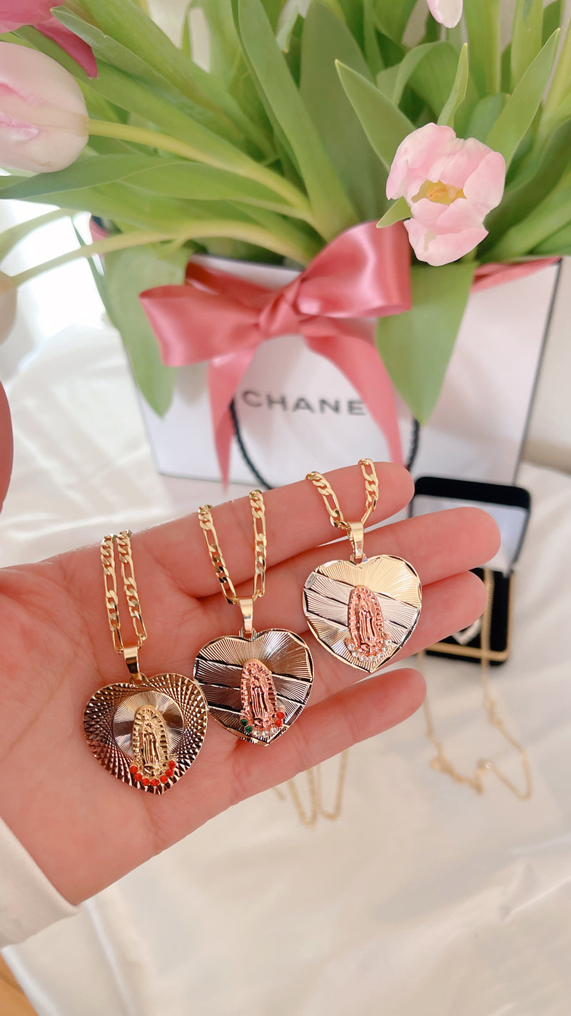 Amor a Mi Virgencita Necklace